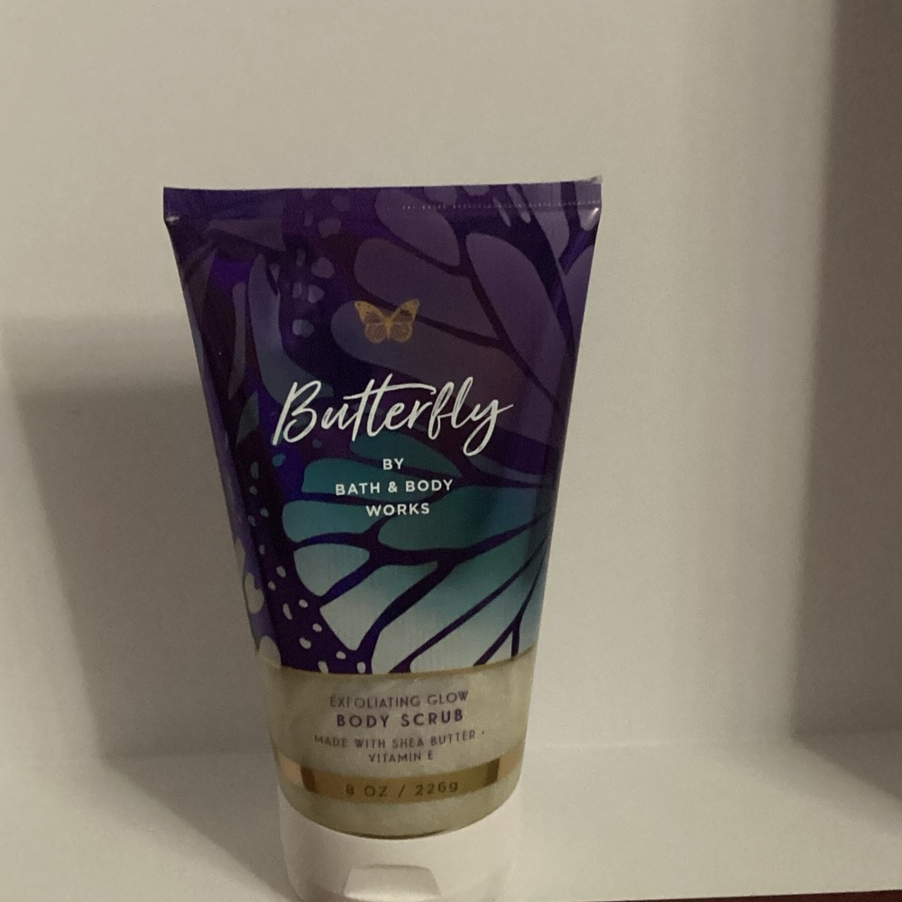 Bath & Body Works Butterfly Exfoliating Glow Scrub - Purple and Blue